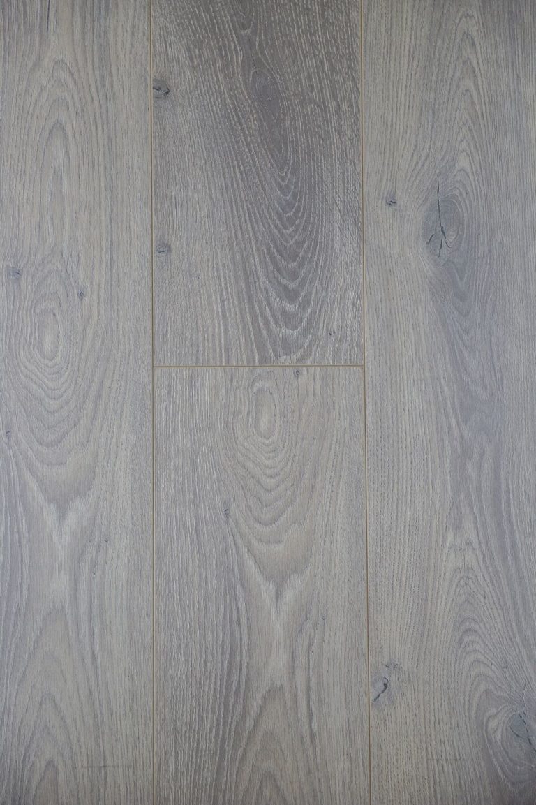 Oak Massei Long Plank Laminate Flooring