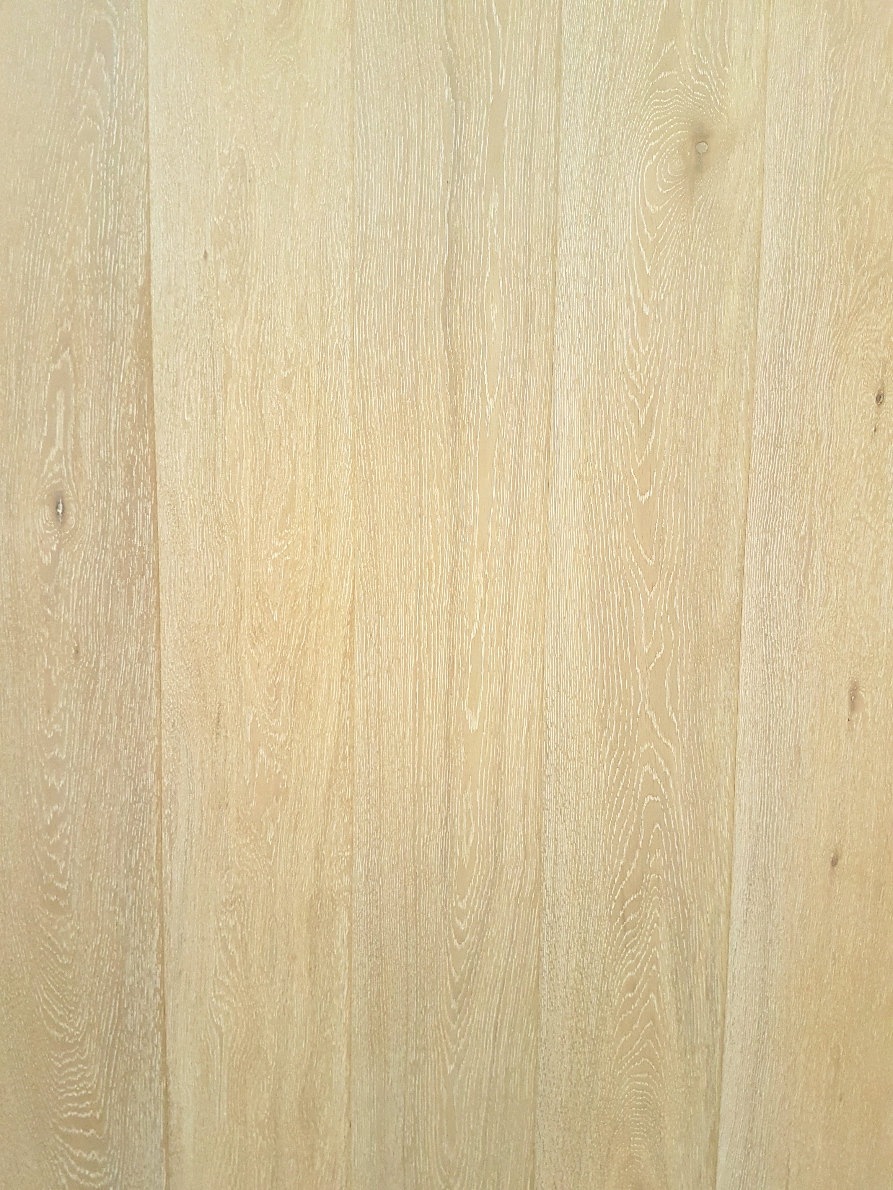 White Wash Engineered Oak Flooring 1900mm x 190mm x 15mm (2.81m2 Per
